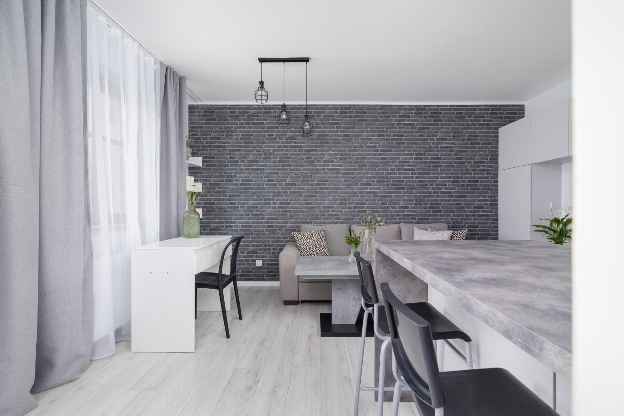 One Bedroom Apartment With A Balcony - Dietla 109 Street Krakow Bagian luar foto